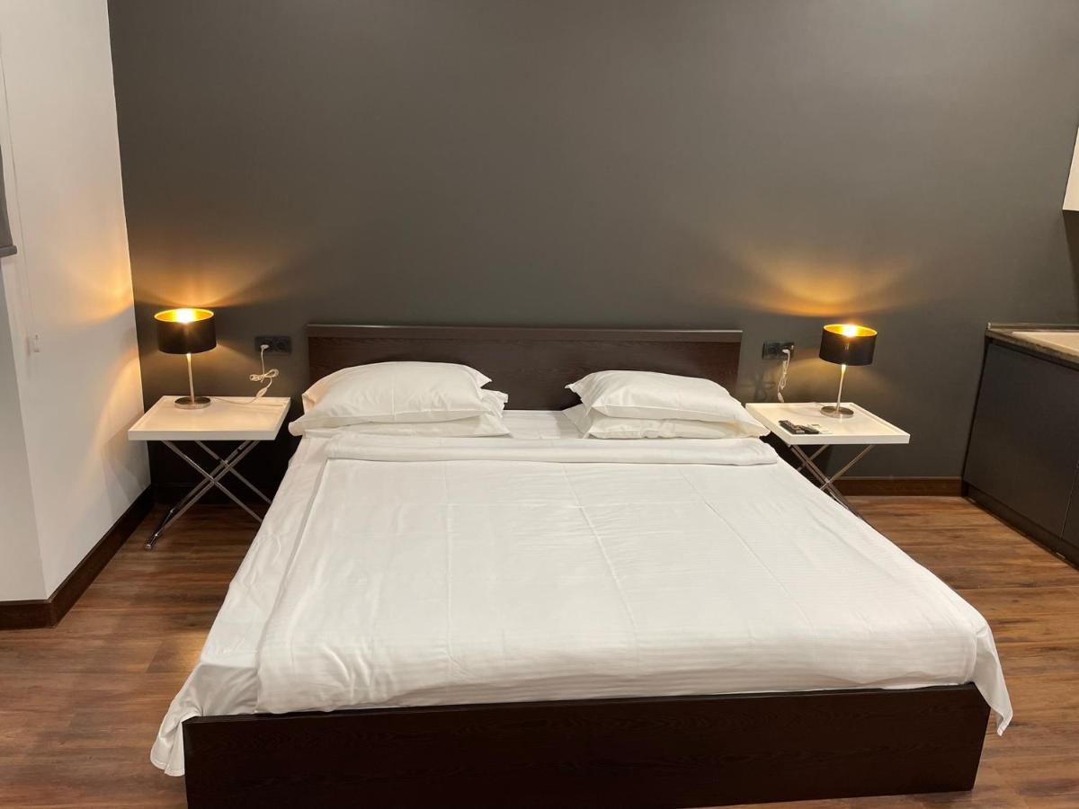 Unique Studio Close To Cascade Yerevan Ngoại thất bức ảnh